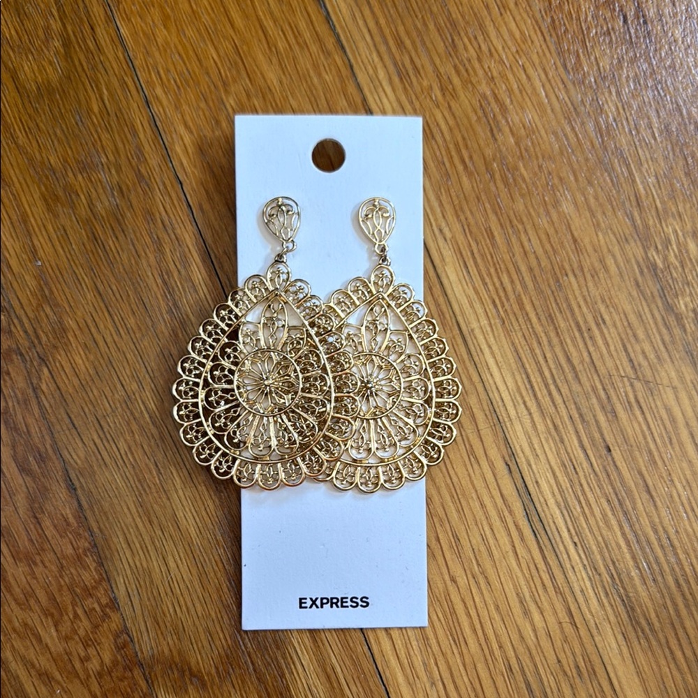 Express Gold Filigree Teardrop Earrings